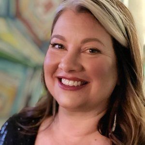 Meet your Posher, Renee